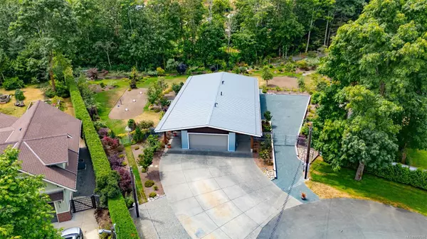 3767 Maple Lane, Royston, BC V0R 2V0