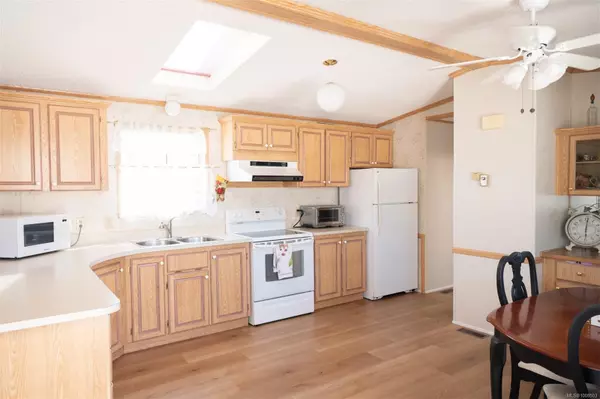 Parksville, BC V9P 1V8,450 Stanford Ave E #32