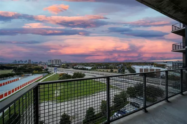 Dallas, TX 75206,5656 N Central Expressway #705