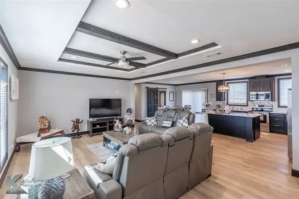 Anson, TX 79501,2032 Avenue L