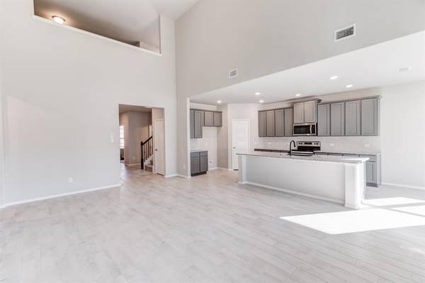 5933 Revere Drive, Providence Village, TX 76227