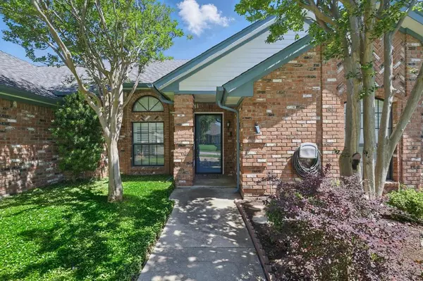 Bedford, TX 76021,2521 Morningside Drive