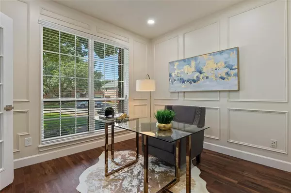 Grapevine, TX 76051,2124 Sandell Drive