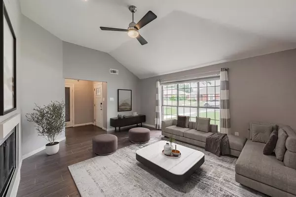 1538 Sunswept Terrace, Lewisville, TX 75077