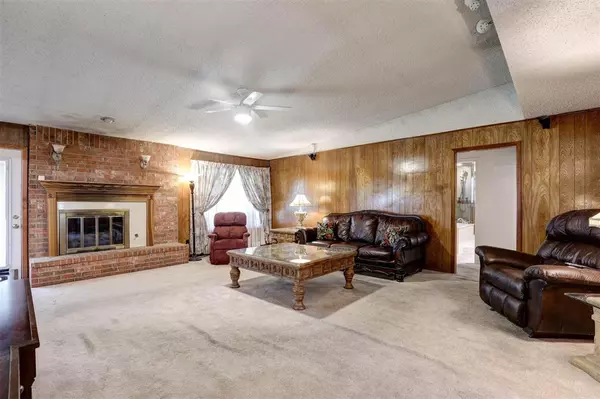 Keller, TX 76262,1412 Daryll Lane