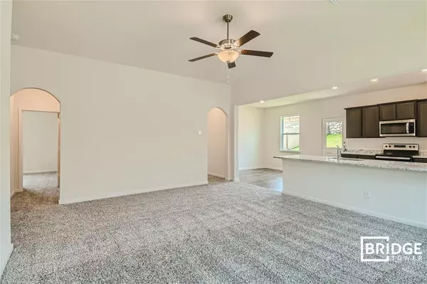 Newark, TX 76071,181 Banjo Trail