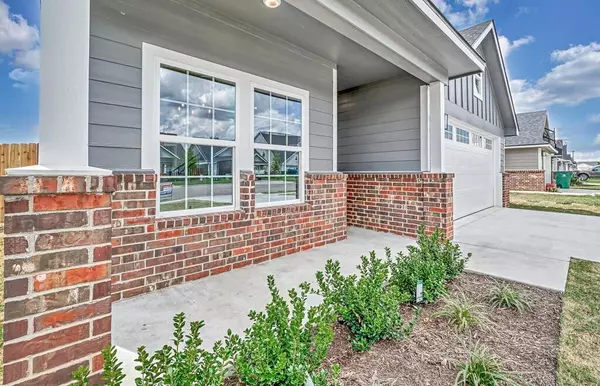 Mcgregor, TX 76657,413 Travis Drive