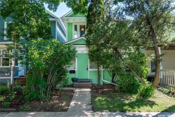 424 6th STREET, Saskatoon, SK S7H 1B8