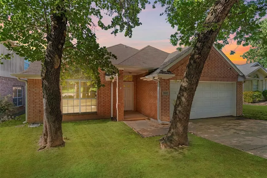 7632 Arbor Ridge Court, Fort Worth, TX 76112