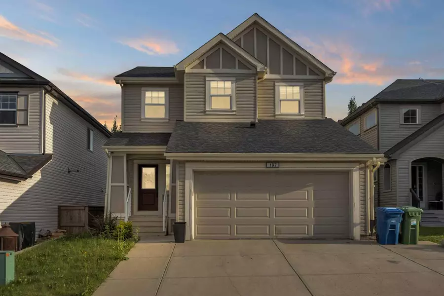 187 Reunion Close NW, Airdrie, AB T4B 0M2