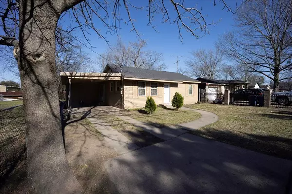 Ennis, TX 75119,910 S Chatfield Street