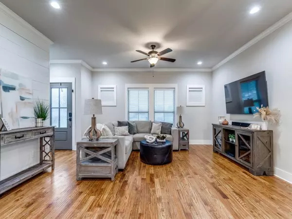 Whitewright, TX 75491,714 Dixie Lane
