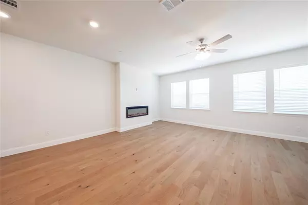 Rowlett, TX 75088,2120 Naples Drive