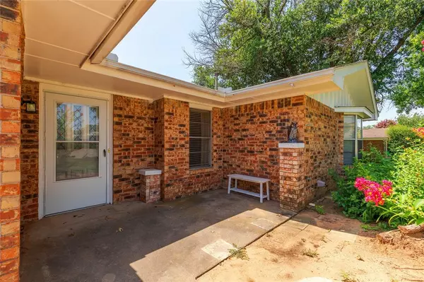 Bowie, TX 76230,1509 Jefferson Street