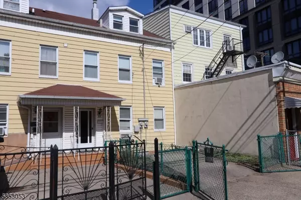 Newark City, NJ 07105,87 Union St