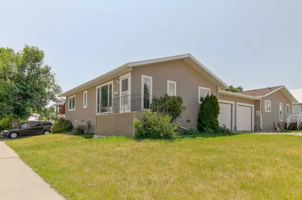 207 1 ST West, Cardston, AB T0K 0K0