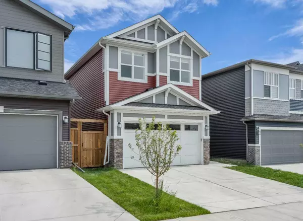 Calgary, AB T3P 1Z4,203 Lucas Close NW