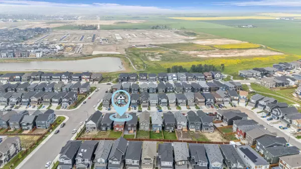 Calgary, AB T3P 1Z4,203 Lucas Close NW