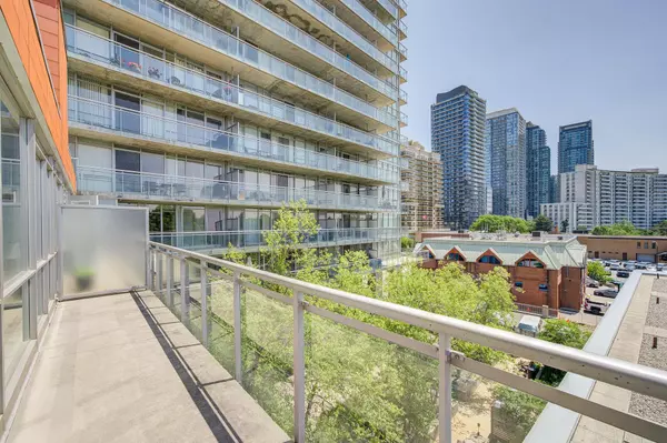 Toronto C07, ON M2N 0B9,30 Canterbury PL #503