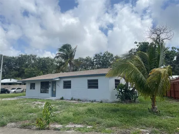 701 NE 51st Ct, Deerfield Beach, FL 33064