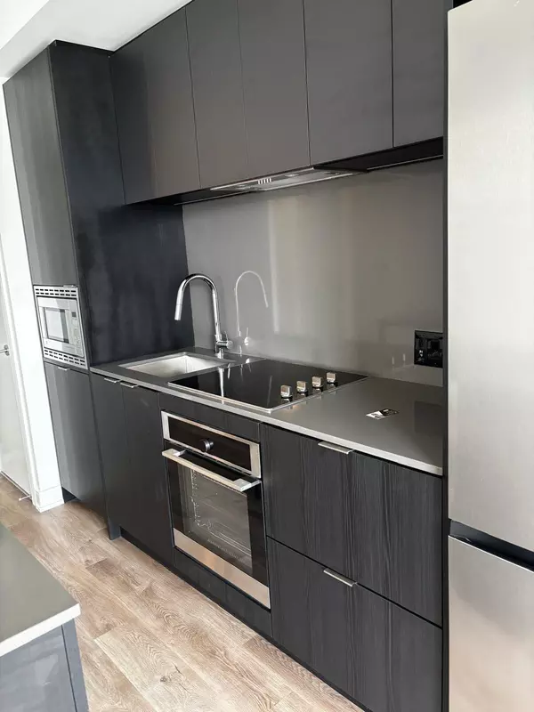 Mississauga, ON L5B 0P9,3009 Novar RD #228