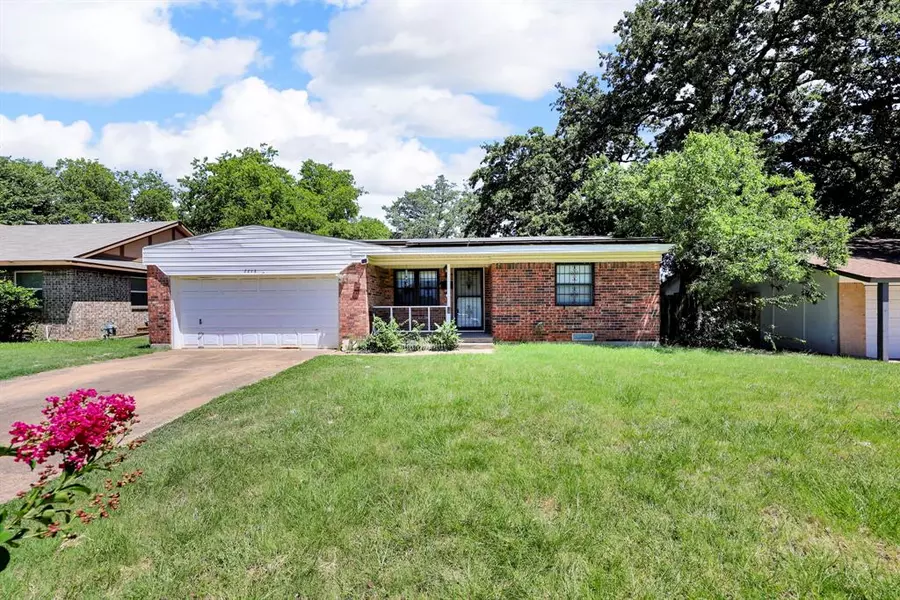 2213 Meadow Lark, Irving, TX 75060