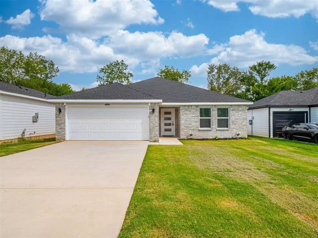 Corsicana, TX 75110,609 E 14th Street