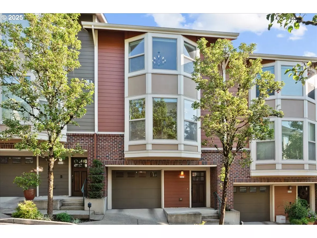Portland, OR 97239,4108 S CORBETT AVE