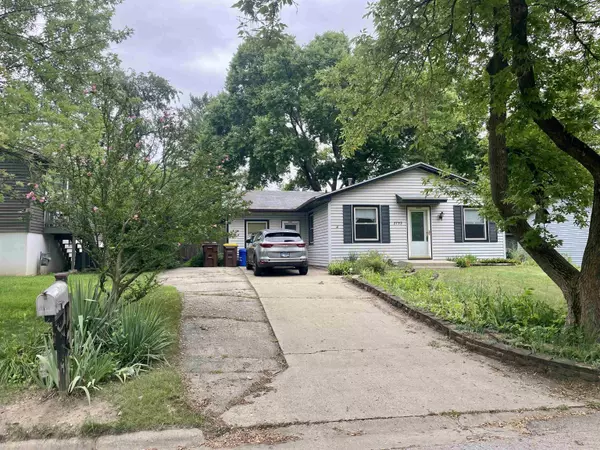 2732 19th Street, Rockford, IL 61109