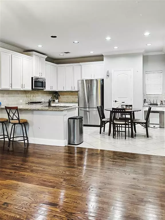 Bedford, TX 76021,2449 AVALON Court