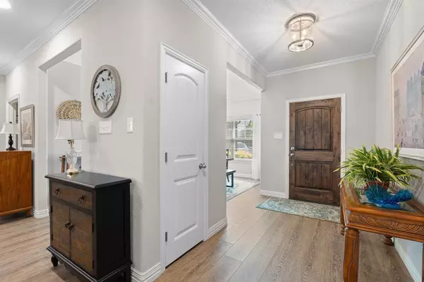Cleburne, TX 76033,905 Bent Wood Lane