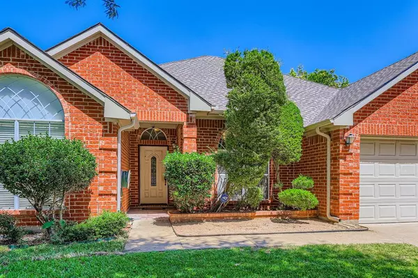 Grand Prairie, TX 75052,4422 Wescott Drive