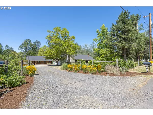 Newberg, OR 97132,30050 NE BENJAMIN RD