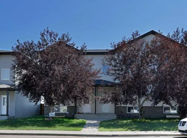 310 17 ST East, Brooks, AB T1R 1B8