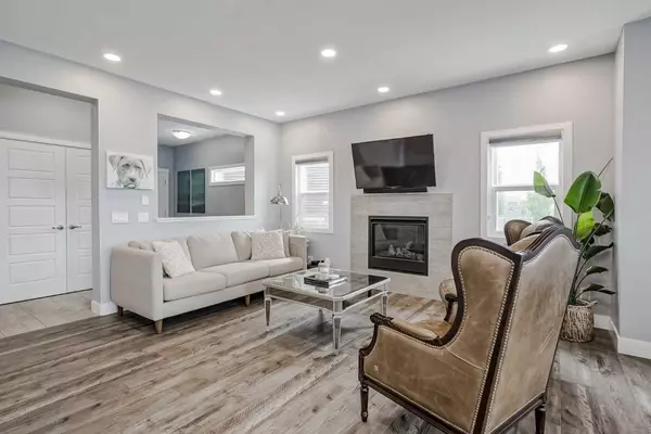 Calgary, AB T3P 0W3,277 Carringvue MNR Northwest