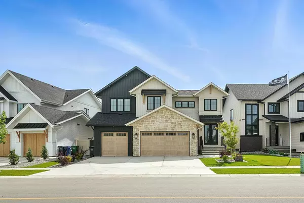 129 Emerald DR, Red Deer, AB T4P 3G7