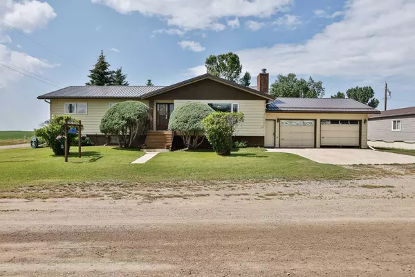 205 4 AVE N, Champion, AB T0L 0R0