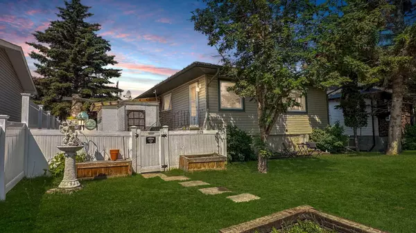 1328 24 ST, Didsbury, AB T0M0W0