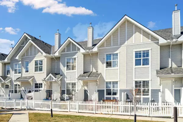 Calgary, AB T2Z 0A2,3310 New Brighton GDNS SE