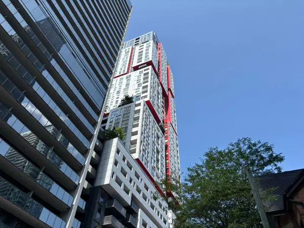 318 Richmond ST W #3002, Toronto C01, ON M5V 0B4