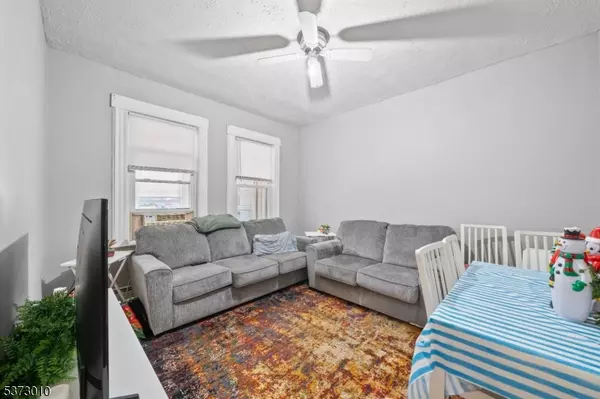 Clifton City, NJ 07013,47 Sade St