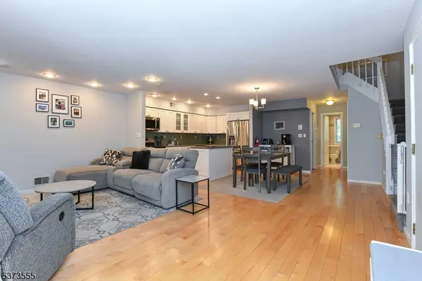 39- B Triumph Ct #B, East Rutherford Boro, NJ 07073
