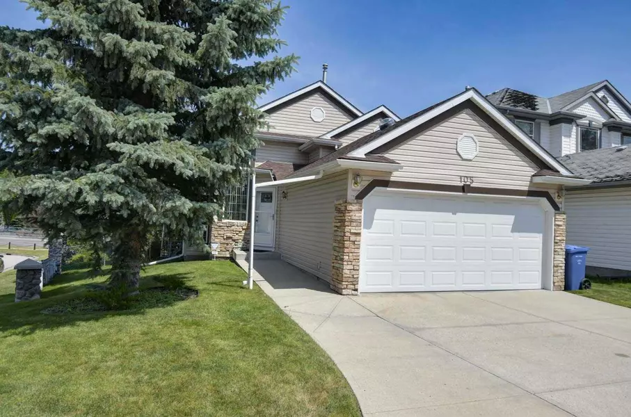 105 Somerglen PARK SW, Calgary, AB T2Y 3M5