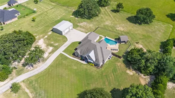 2919 County Road 3514, Greenville, TX 75402