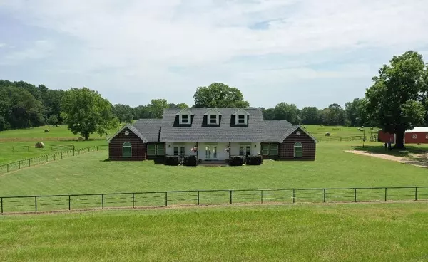 1303 CR 2314, Pittsburg, TX 75686