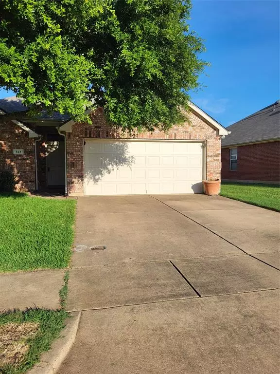 Crowley, TX 76036,524 paddle Drive