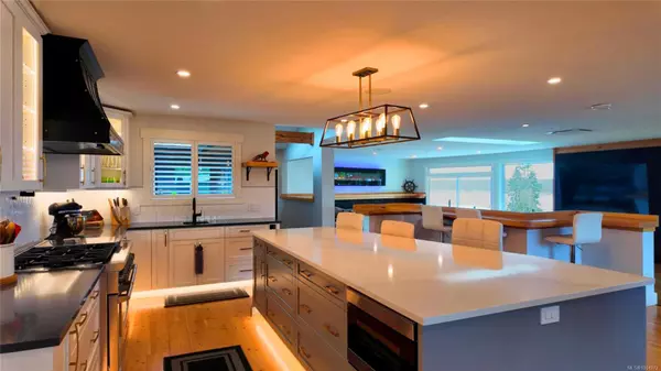 Campbell River, BC V9W 5X4,699 Galerno Rd