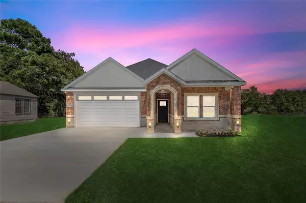 1209 S. Rockwall Ave., Terrell, TX 75160
