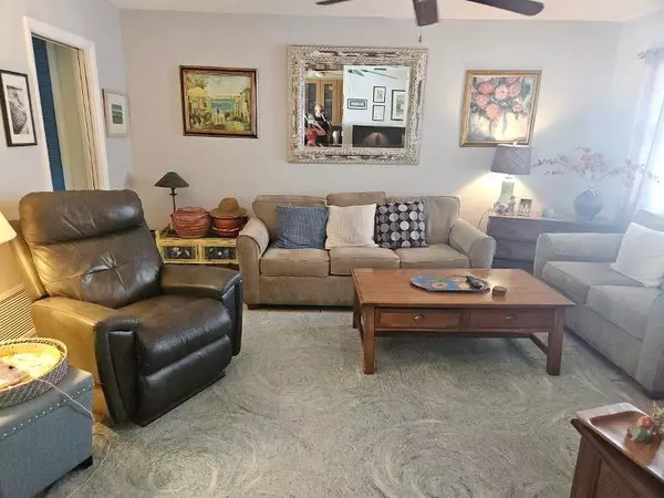 Lauderdale By The Sea, FL 33308,234 Hibiscus Ave #373
