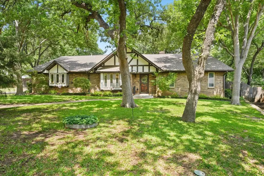 4611 Sagecanyon Court, Arlington, TX 76016